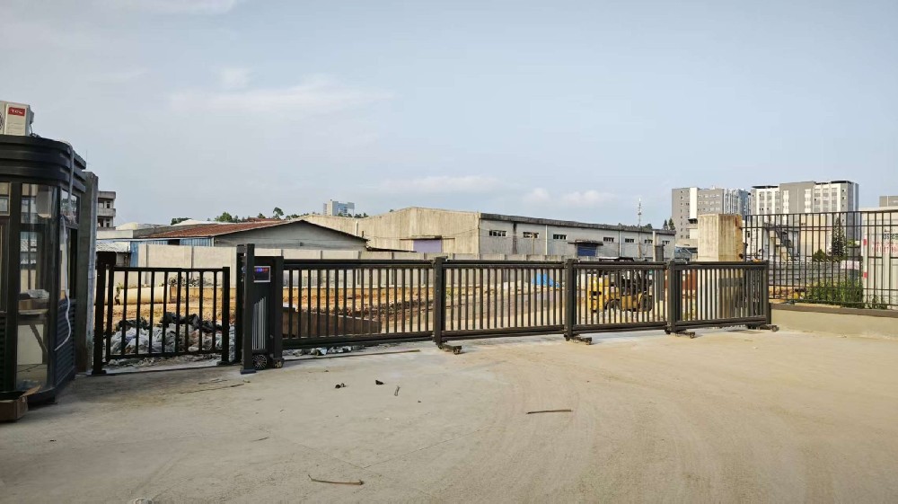 广东省惠州市惠阳区厂区伸缩门落地